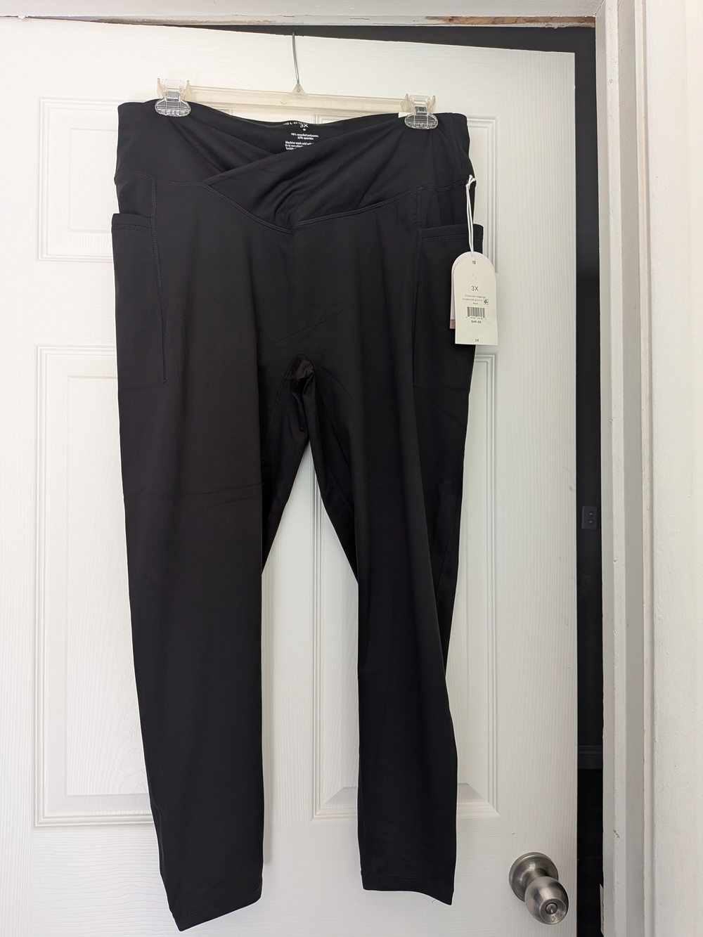 NWT Blogilates Plus Size 3XL Women's Black Crisscross Pocket Leggings